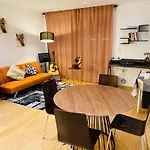 1Bed Balcony Grocery Downstairs